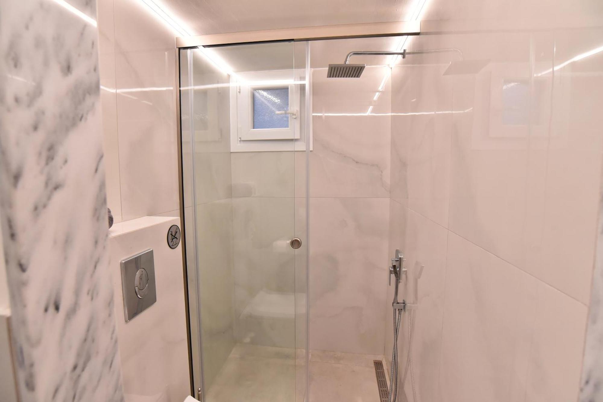 Thea Suite & Loft Кавала Екстериор снимка